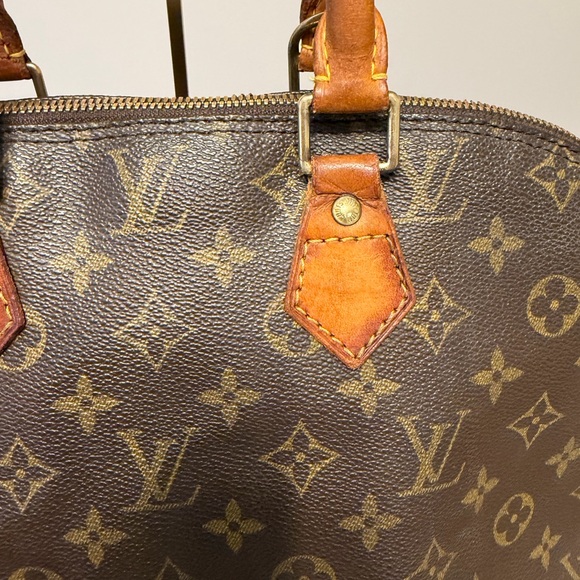 Louis Vuitton Alma PM Brown Monogram Satchel - Picture 3 of 16
